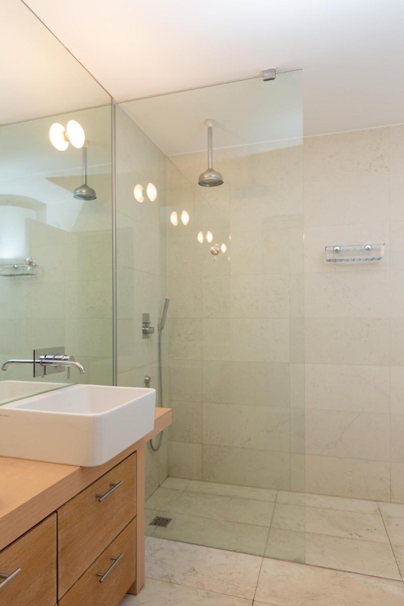 White And Brown Exclusive Loft With Terrace - Free Parking - M2 Station Apartment Милано Екстериор снимка